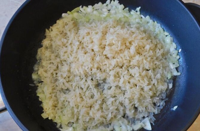 Рис на сковороде
